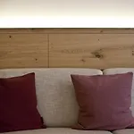 Ξενοδοχείο Zufriedenheit Νάουμπουργκ