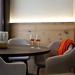 Zufriedenheit 4* Νάουμπουργκ