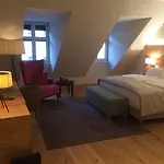 Zufriedenheit 4* Νάουμπουργκ