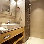 Zufriedenheit Νάουμπουργκ