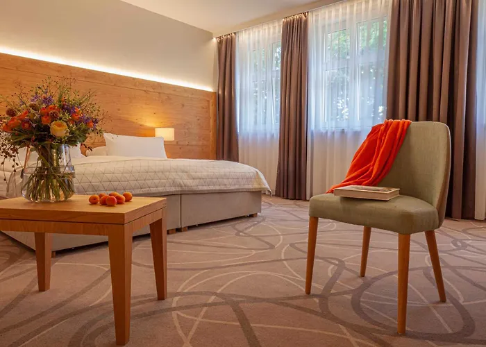 Zufriedenheit 4* Naumburg (Saale)