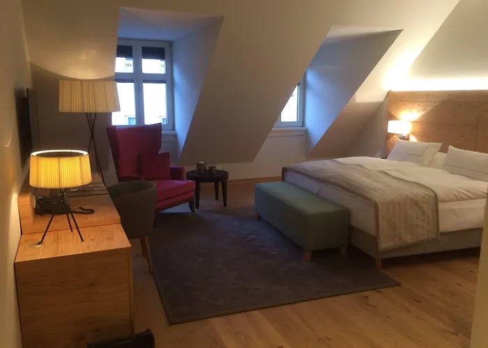 Zufriedenheit 4* Naumburg (Saale)